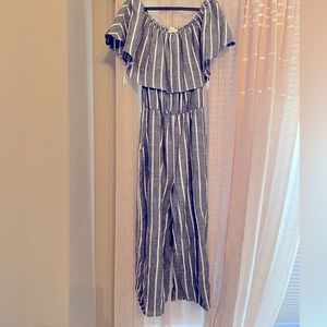 Cute boutique off the shoulder jumpsuit.